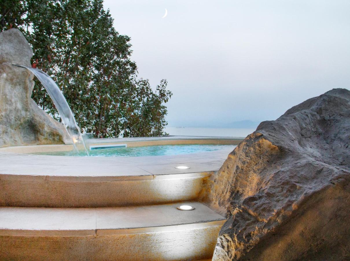 Una Villa - Amalfi Boutique Rooms B&B Екстериор снимка