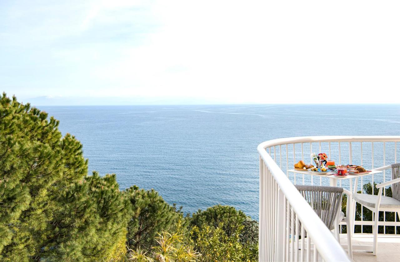 Una Villa - Amalfi Boutique Rooms B&B Екстериор снимка